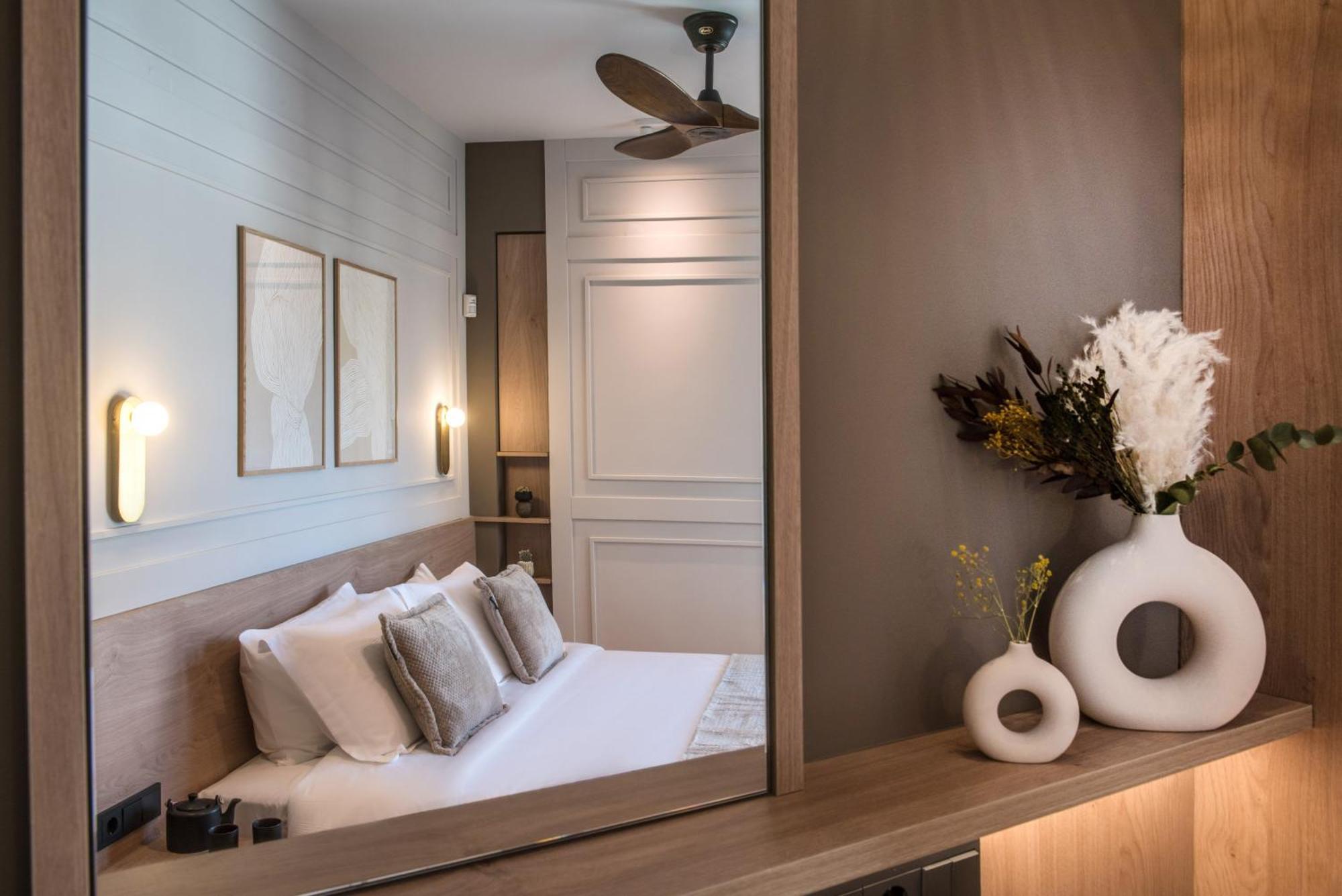 Relaxo Collection Luxury Suites In The Heart Of Heraklion Exterior foto